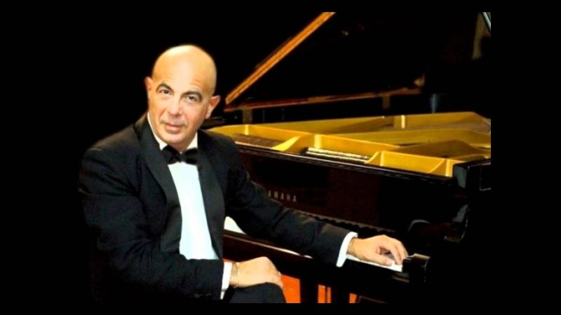 Maestro Roberto Santucci